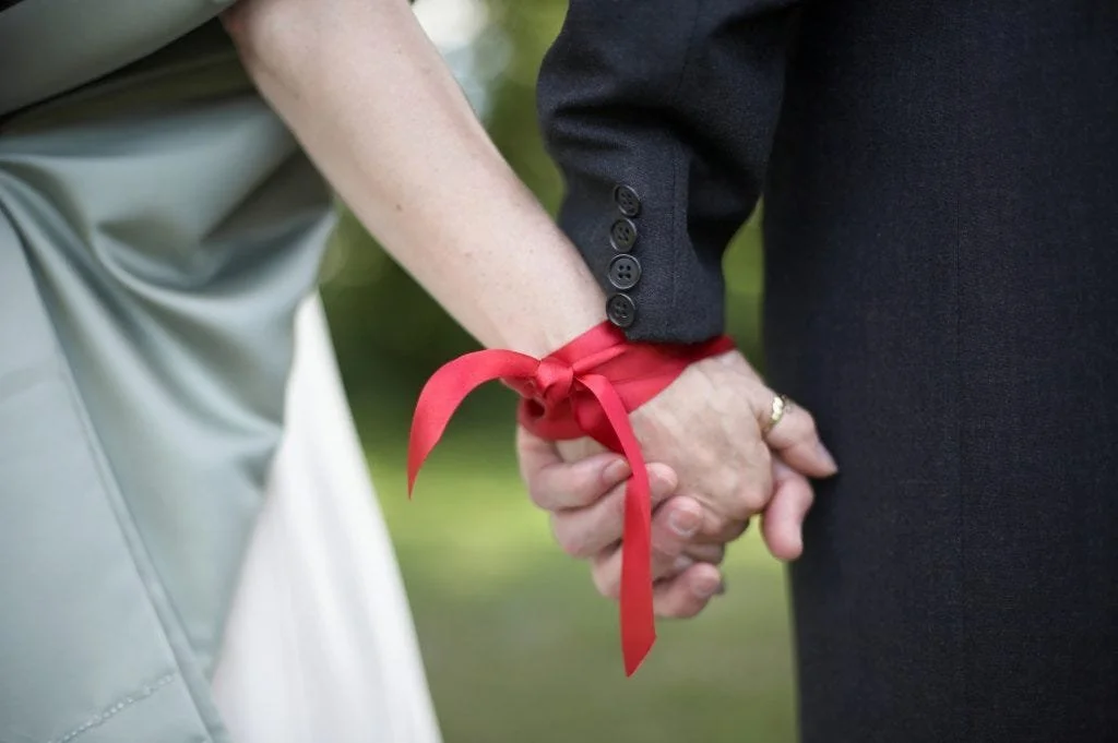 What Is a Kink Wedding and How to Plan Your Own