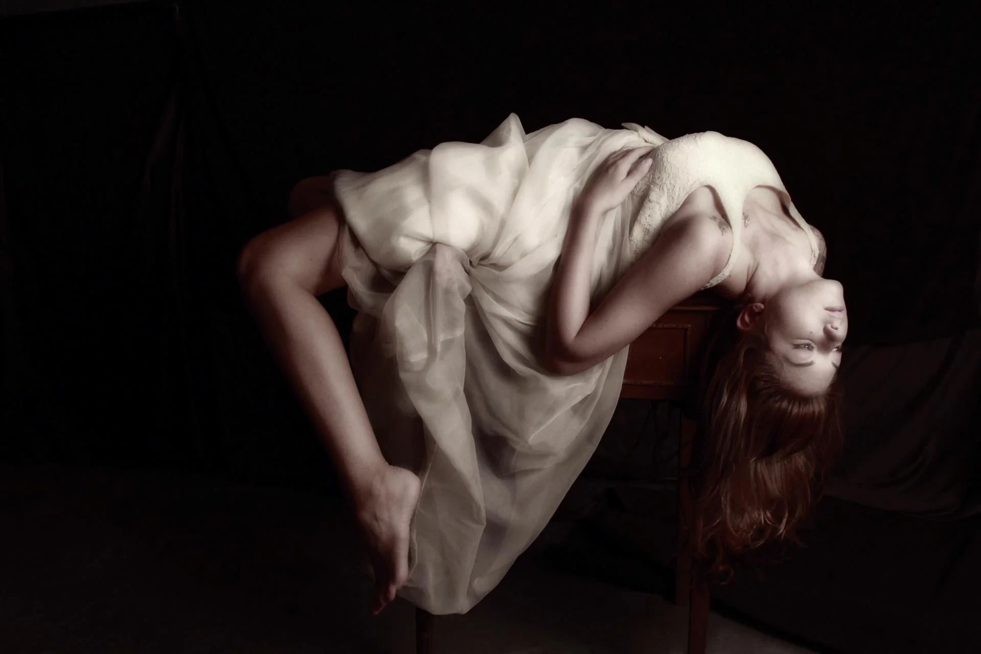 Falling Milisa Taylor-Hicks