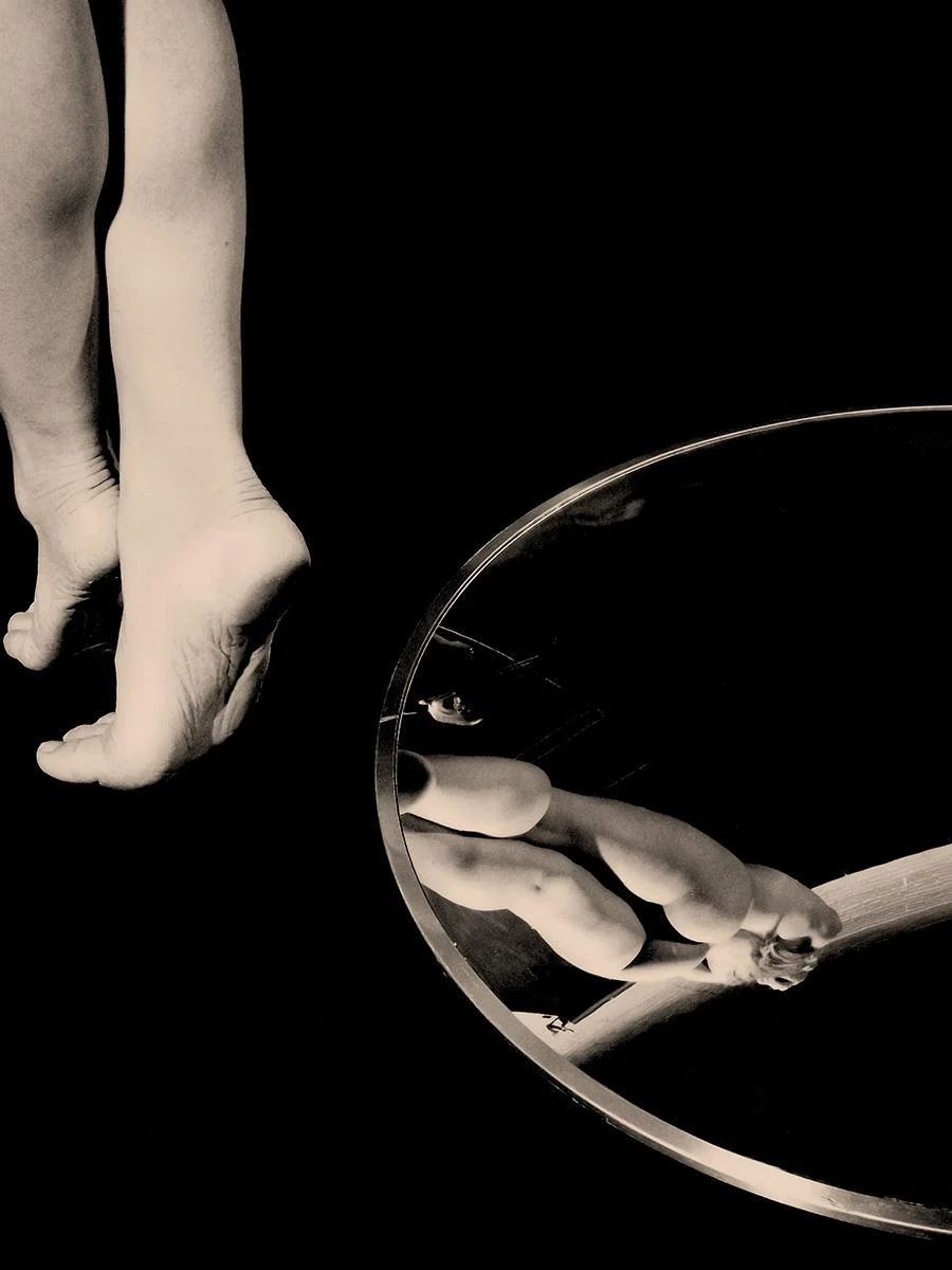Feet and Mirror 1 Frederic Crist
