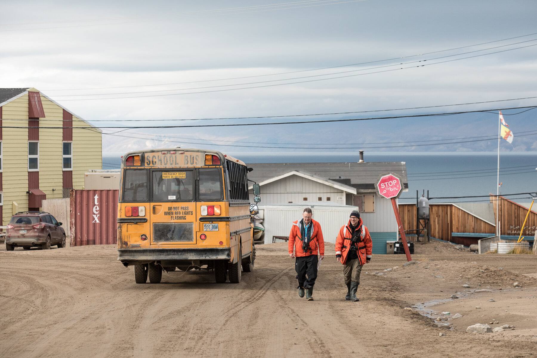  Pond Inlet, Canadian High Arctic - A glimpse of an Arctic town 