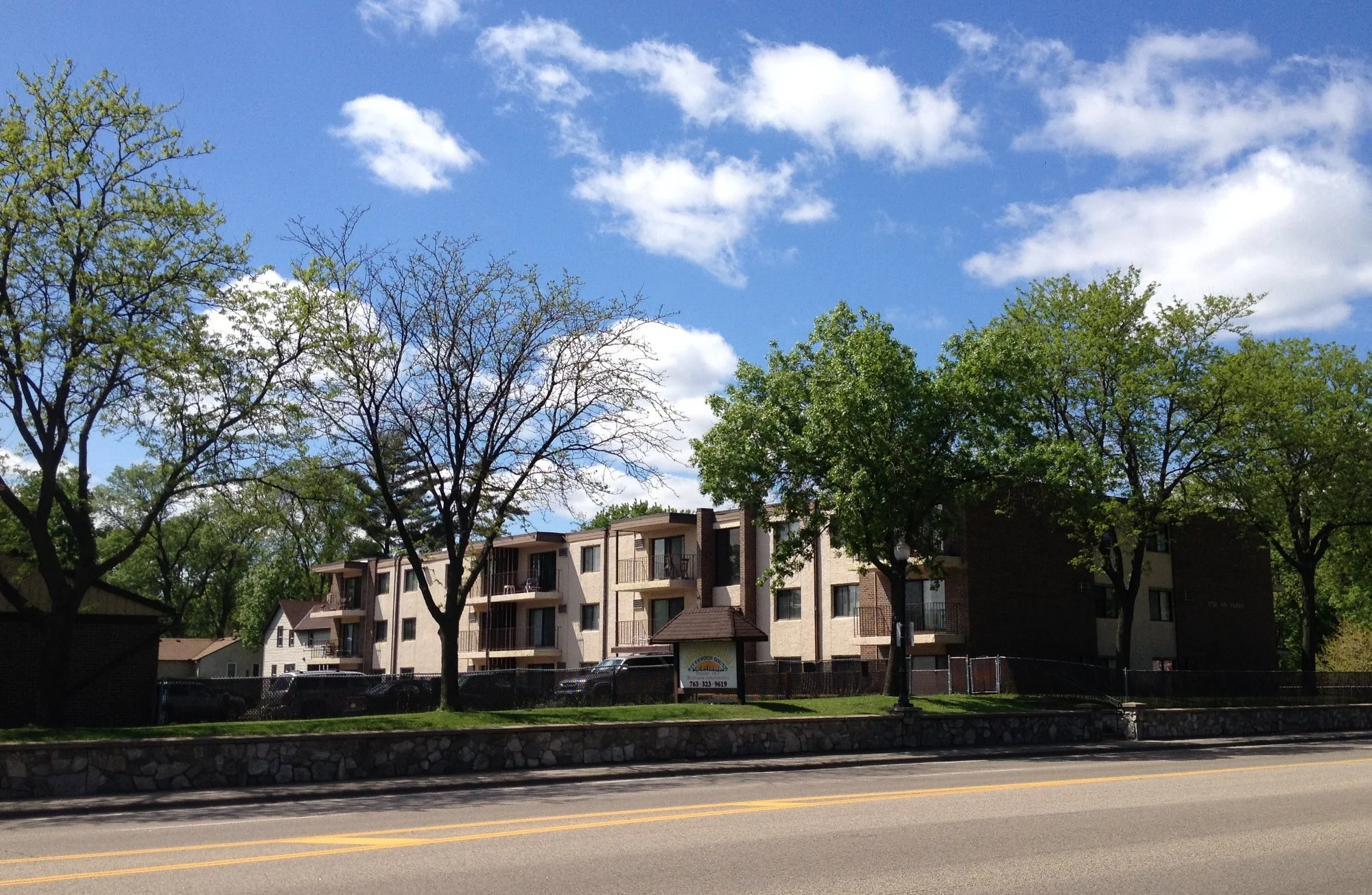 Anoka, MN - 1721 Ferry St. S - 29 UNITS - SOLD $2,200,000
