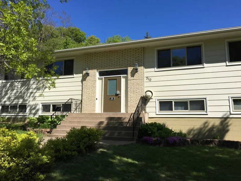 Stillwater, MN - 310 Myrtle St. W. - 4 UNITS - SOLD - $422,000