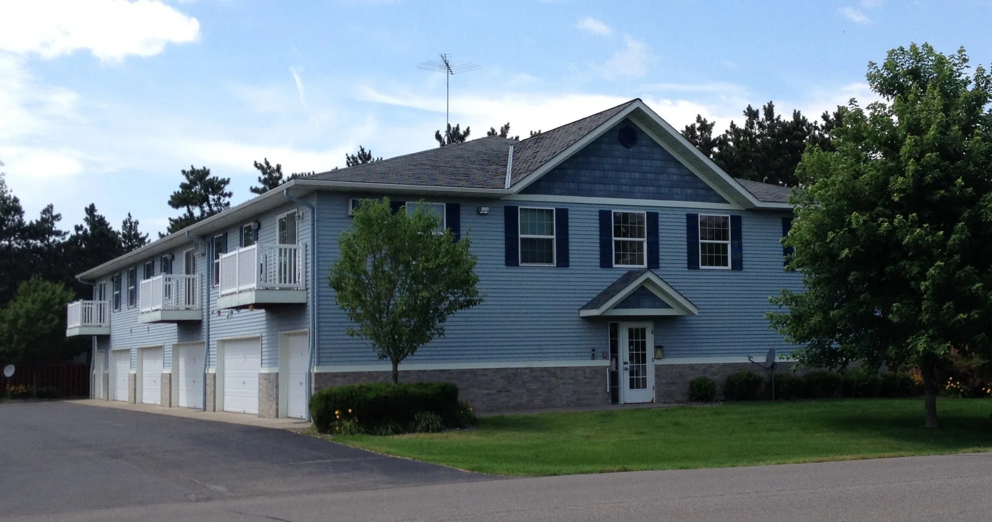 Becker, MN - 11710 -3rd St. SE - 8 UNITS - SOLD - $624,000