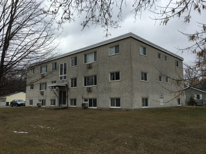 Cannon Falls, MN - 520 Almond St. N. - 11 UNITS - SOLD - $550,000