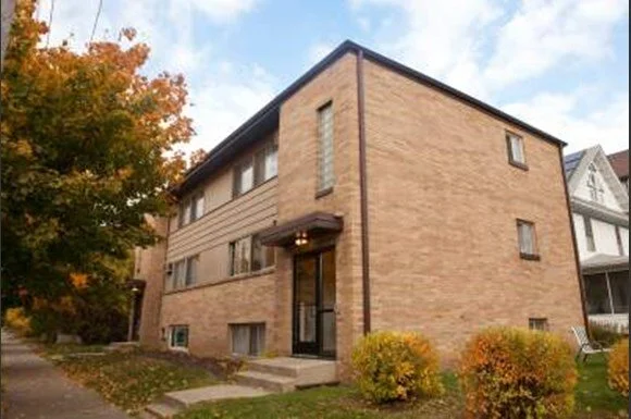 Minneapolis, MN - 1100 West 28th St. - 6 UNITS - SOLD $385,000