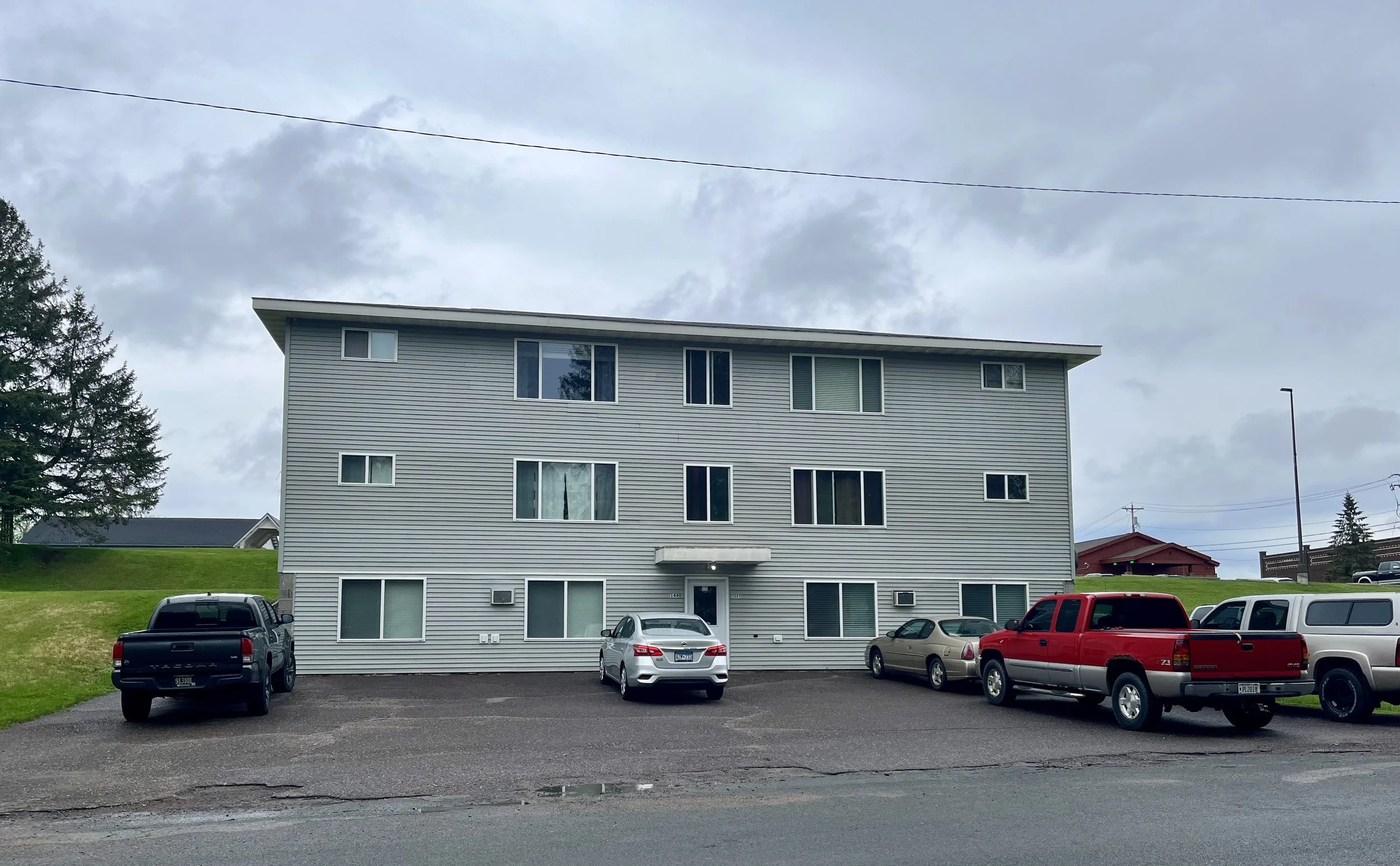 Cumberland, WI - 1440 3rd Ave - 6 UNITS - SOLD - $425,000