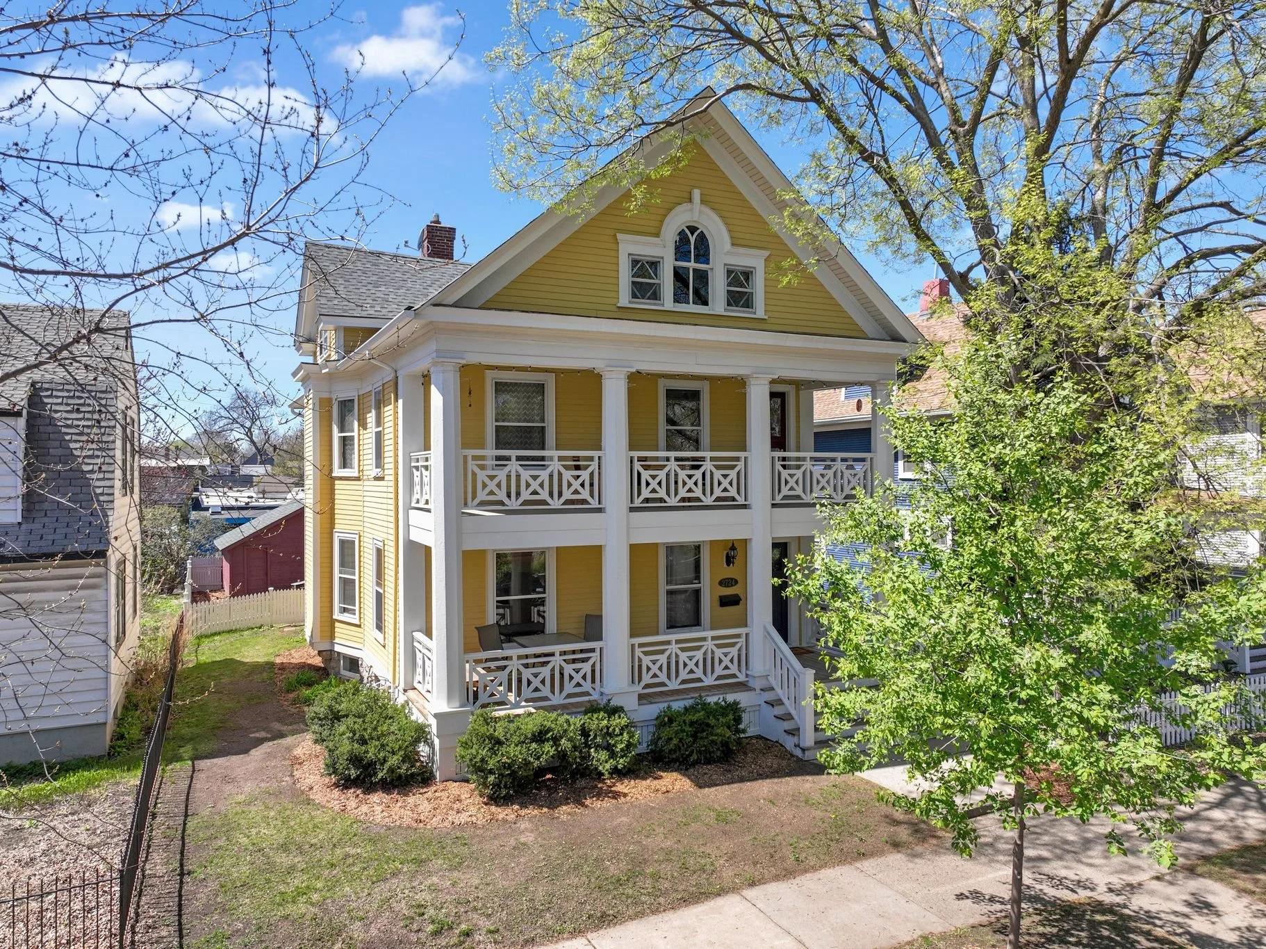 Minneapolis, MN - 2724 Garfield Ave S - 2 UNITS - SOLD - $525,0000