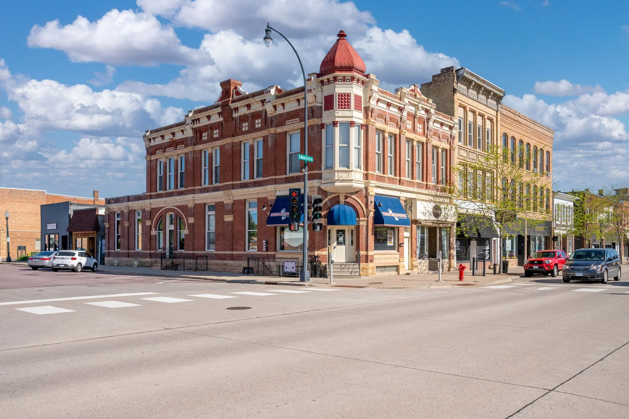 Saint Peter, MN - 224 S Minnesota  Ave - MIXED-USE - SOLD - $600,000