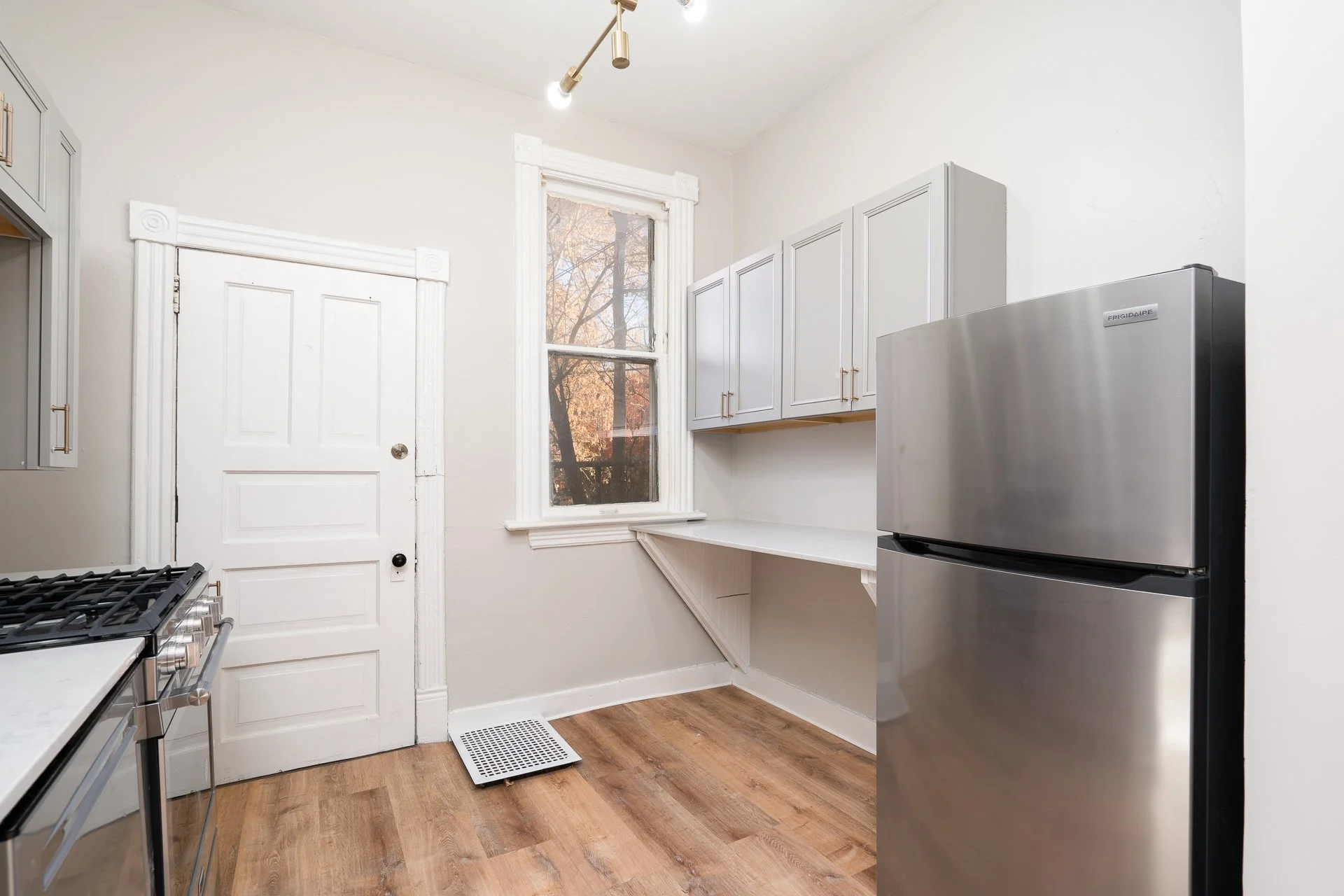 2207 Blake Ave Interiors MLS-6.jpg