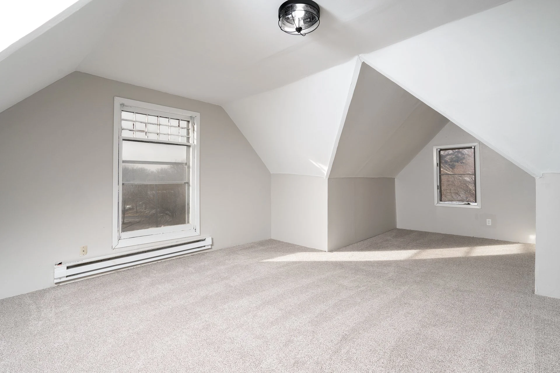 2209 Blake Ave MLS-20.jpg