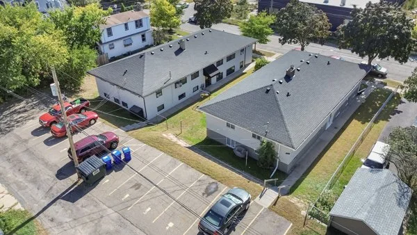 Saint Paul, MN - 1707 &amp; 1715 Thomas Ave - 14 UNITS - SOLD - $1,320,000