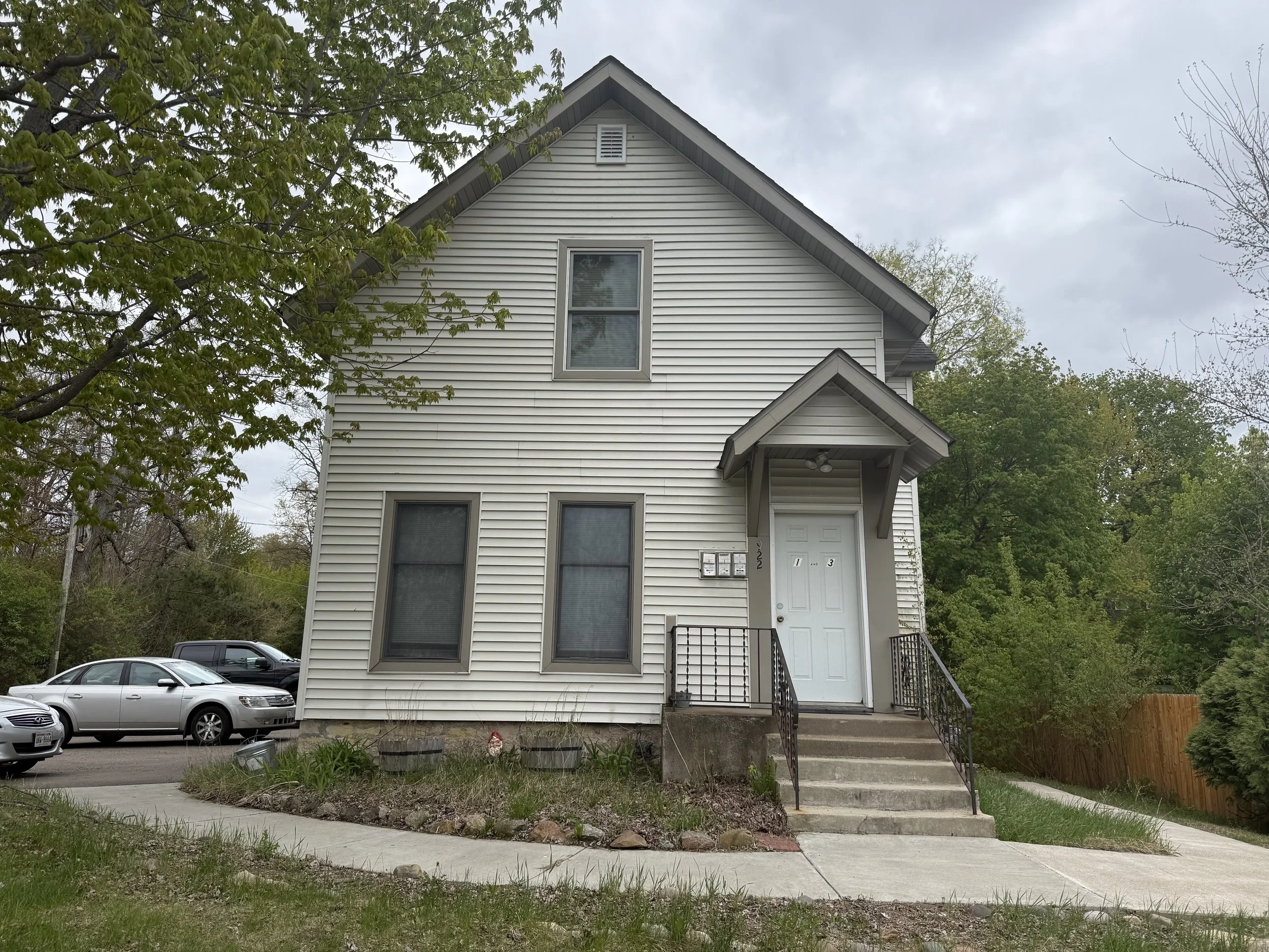 Hudson, WI - 922 Vine St - 3 UNITS - SOLD - $385,000