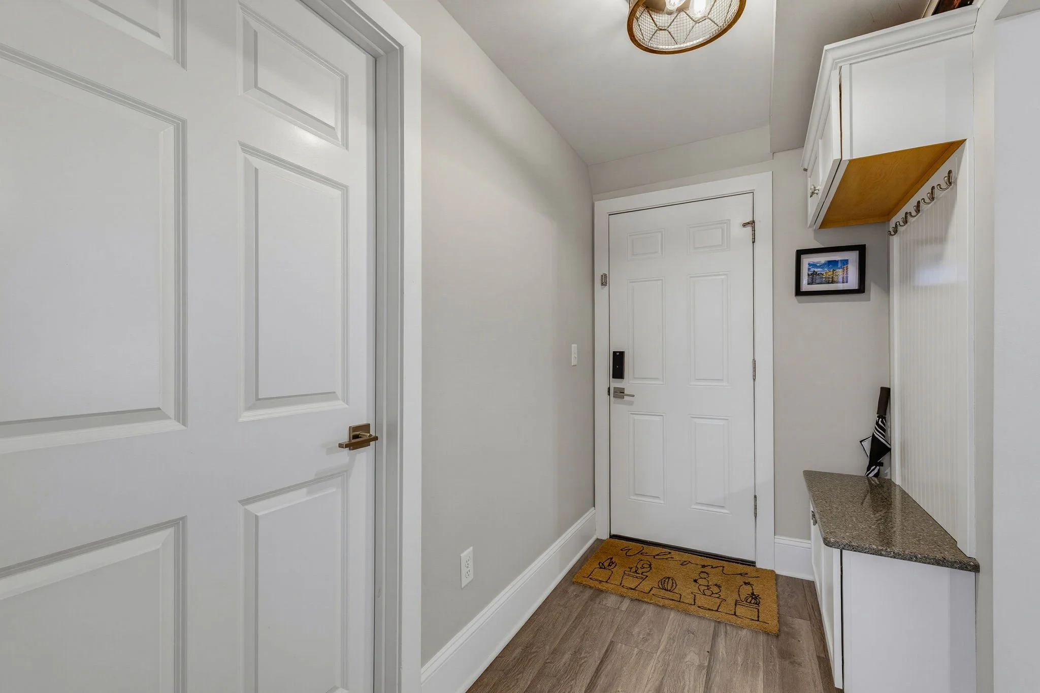 6-web-or-mls-2436-s-wentworth-ave.jpg