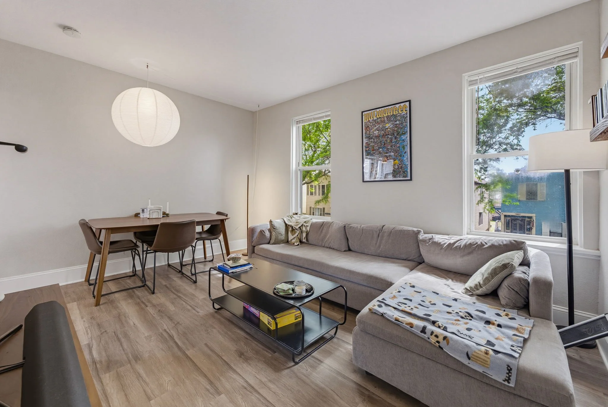 28-web-or-mls-2436-s-wentworth-ave.jpg