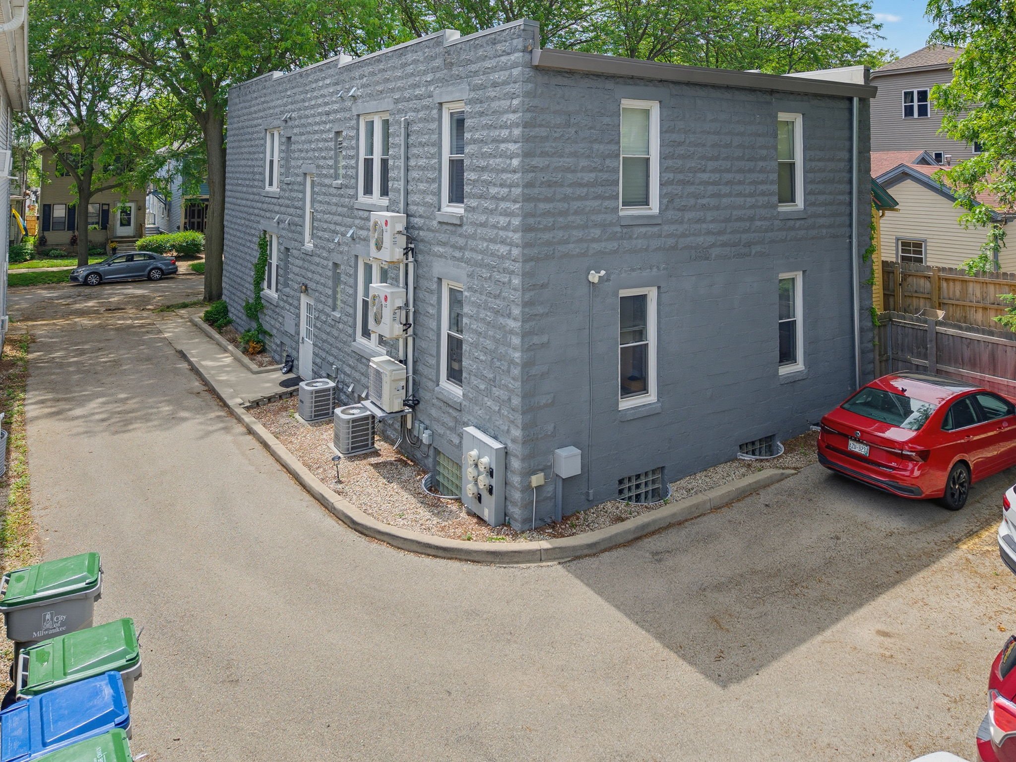 39-web-or-mls-2436-s-wentworth-ave.jpg