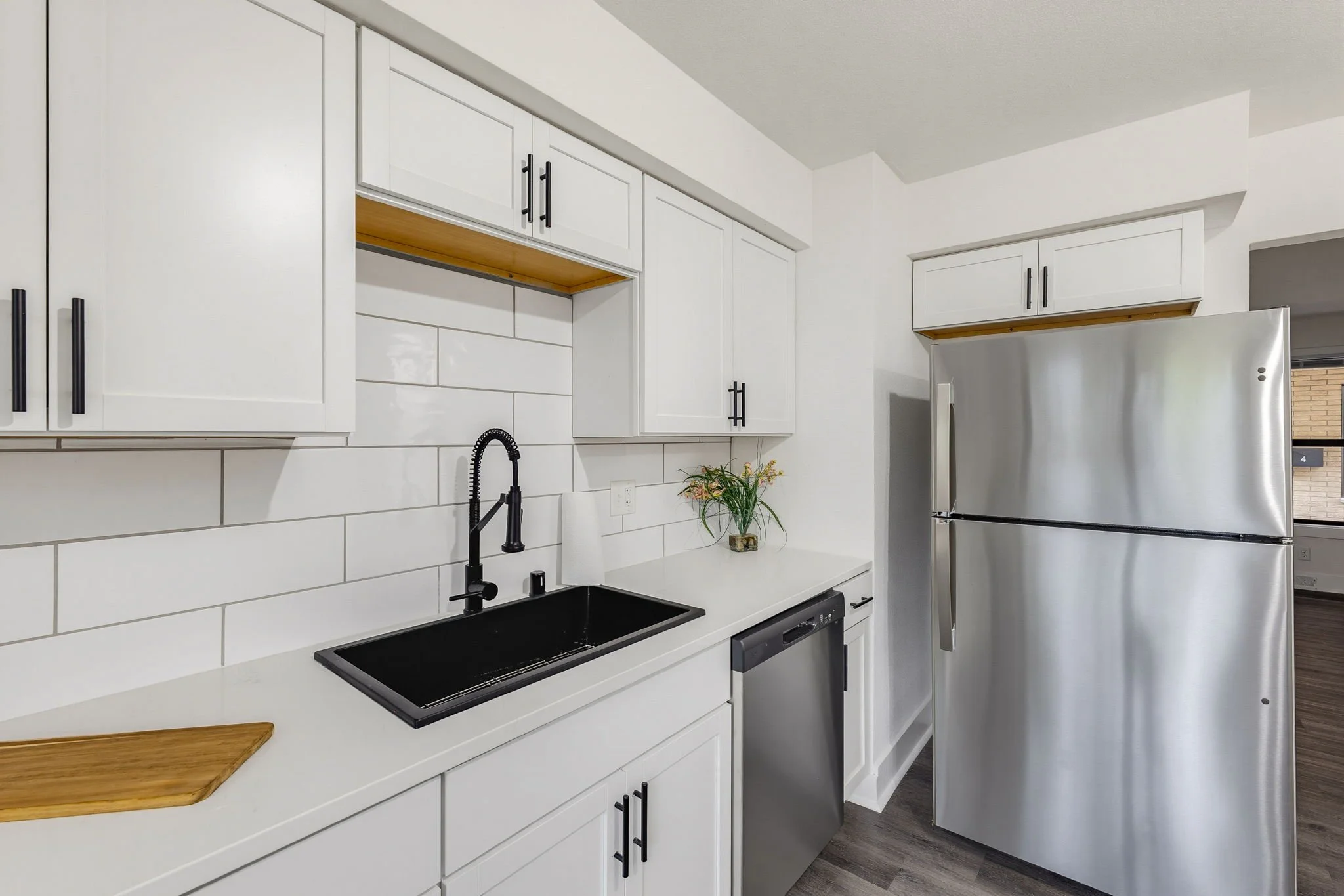 11-web-or-mls-2028-s-81st-st.jpg