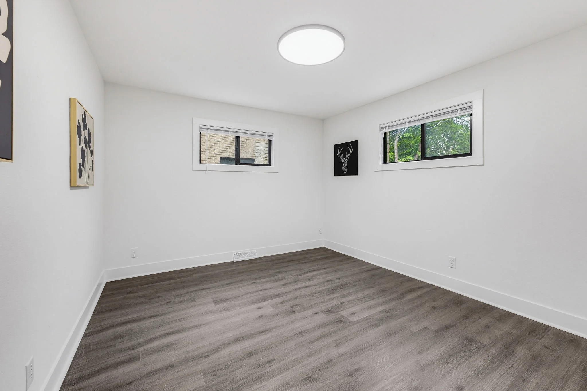 16-web-or-mls-2028-s-81st-st.jpg