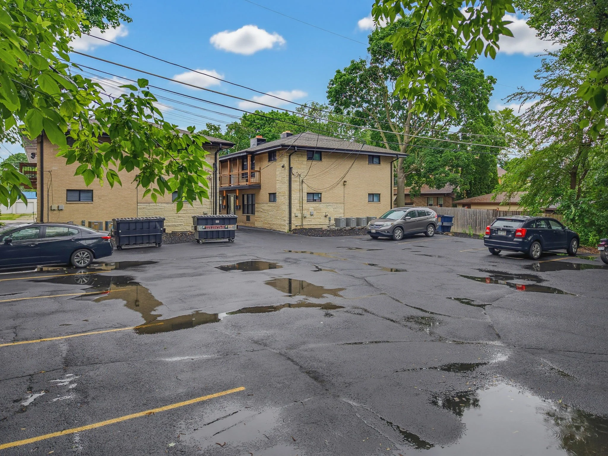 36-web-or-mls-2028-s-81st-st.jpg