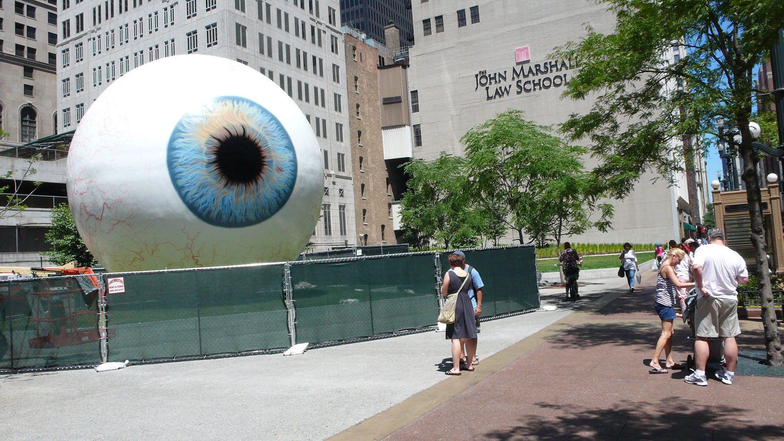 Eye