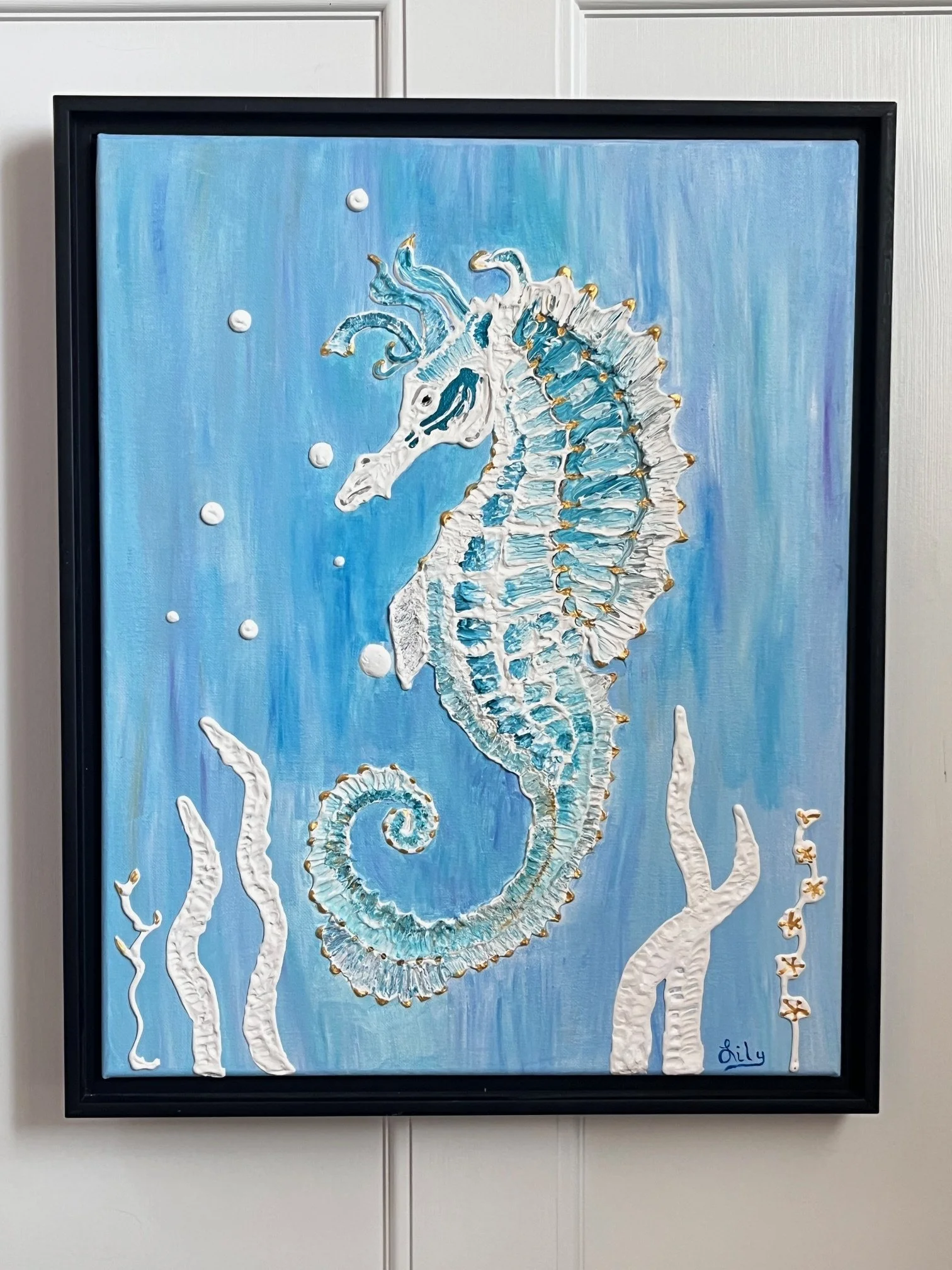 image1 (1)curtis_texturedseahorse.jpeg