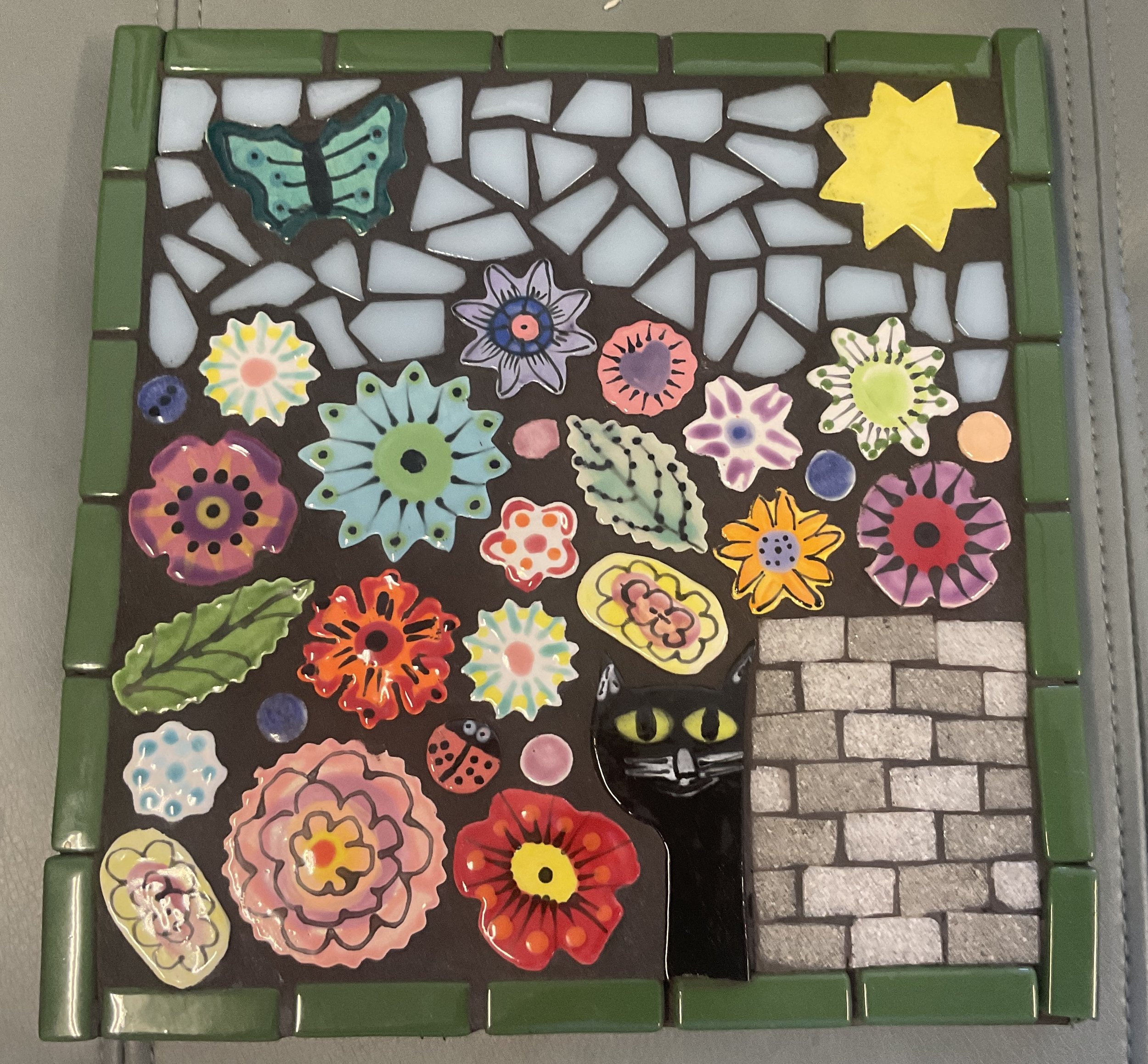 MaureenWellard_9x9_SneakyPeteInTheGarden.jpg