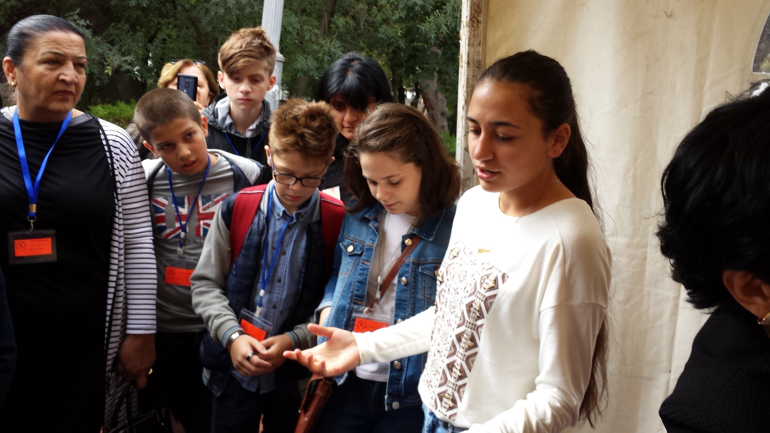 Elene taking the lead.