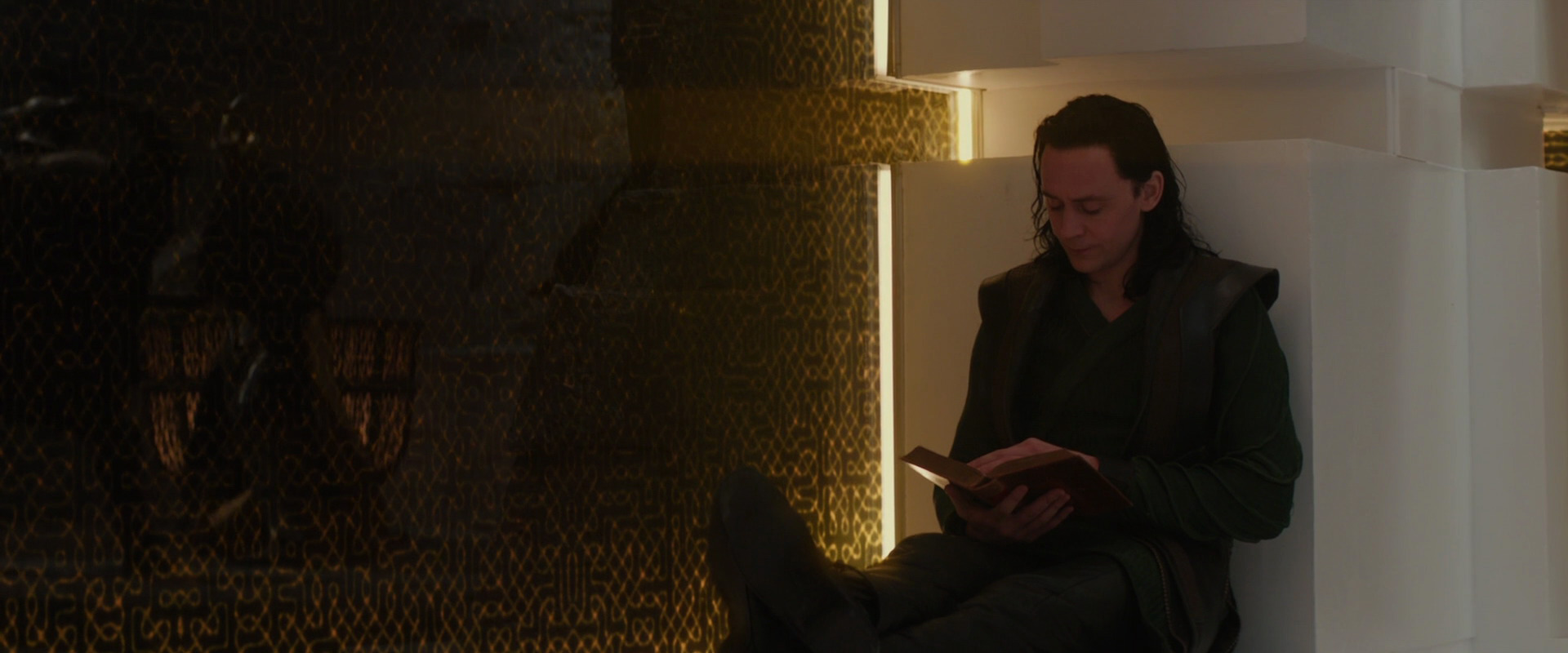 Checking out some Loki/Thor fanfic.