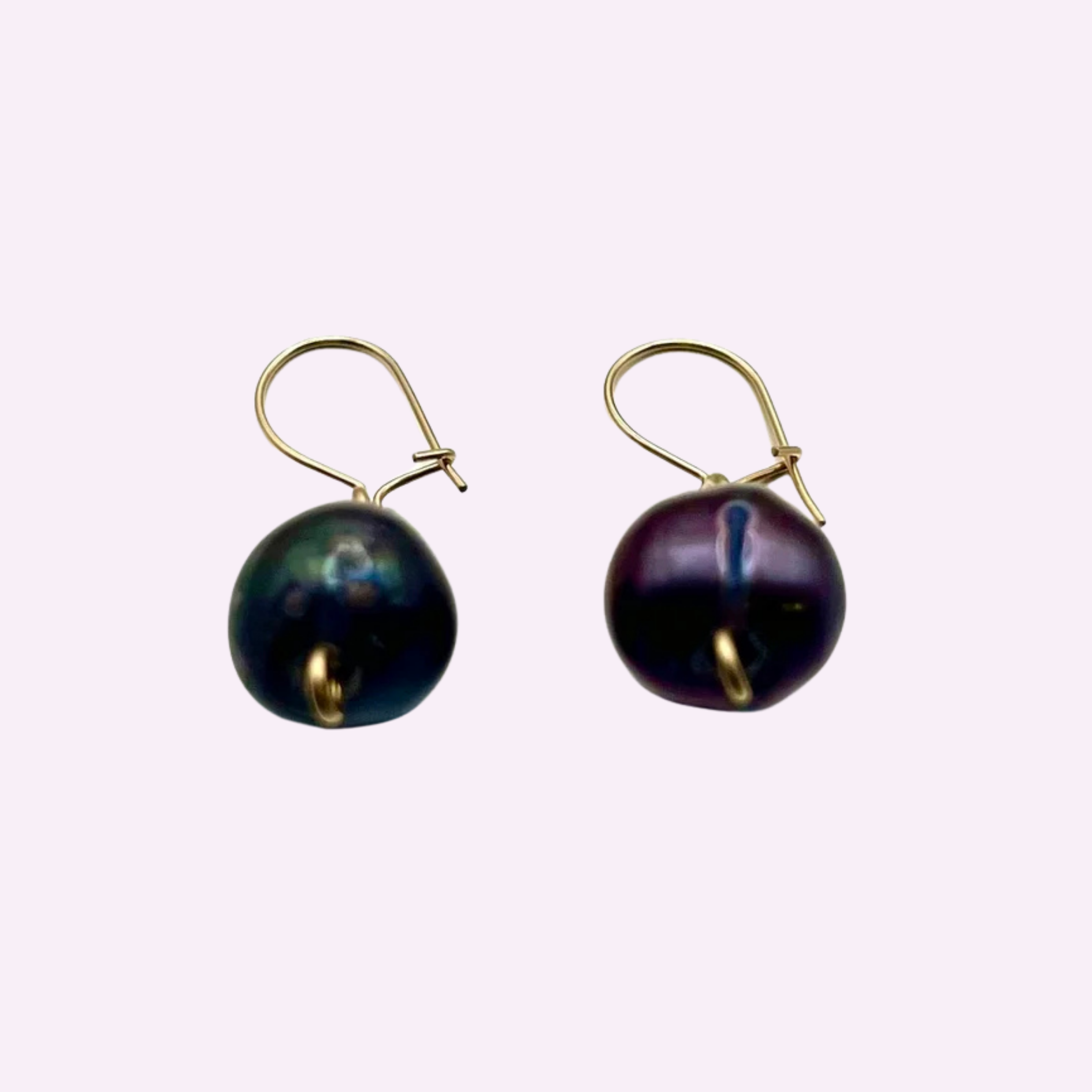 Dark Lavender Mother of Pearl Dangle Earring