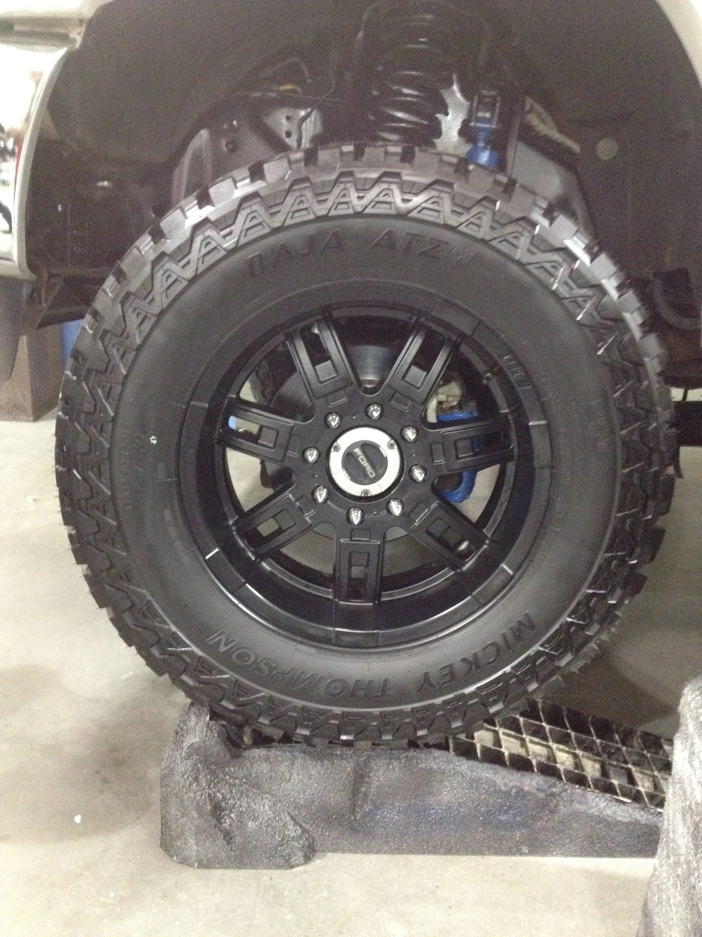 304 SS Wheel Nuts