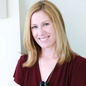 Lisa Stone
