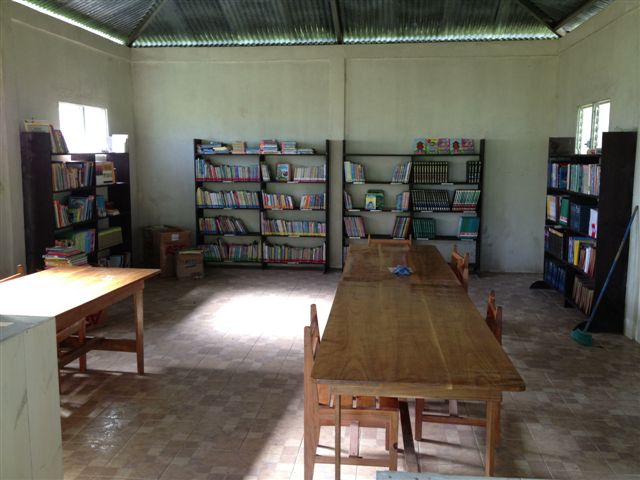 Library with LOJ books 002.jpg