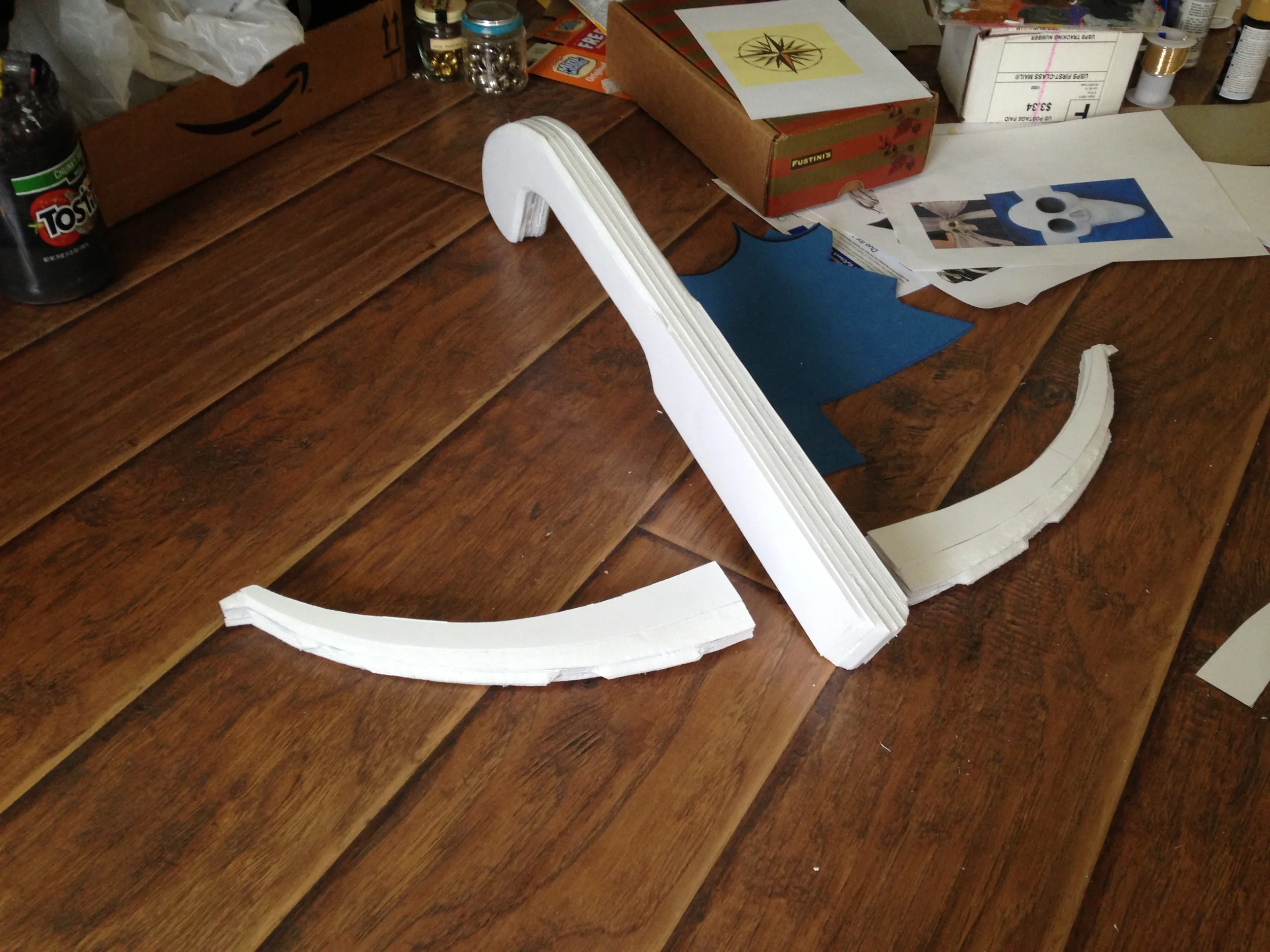 The base is all foamcore so they're nice and light to carry around at the con.