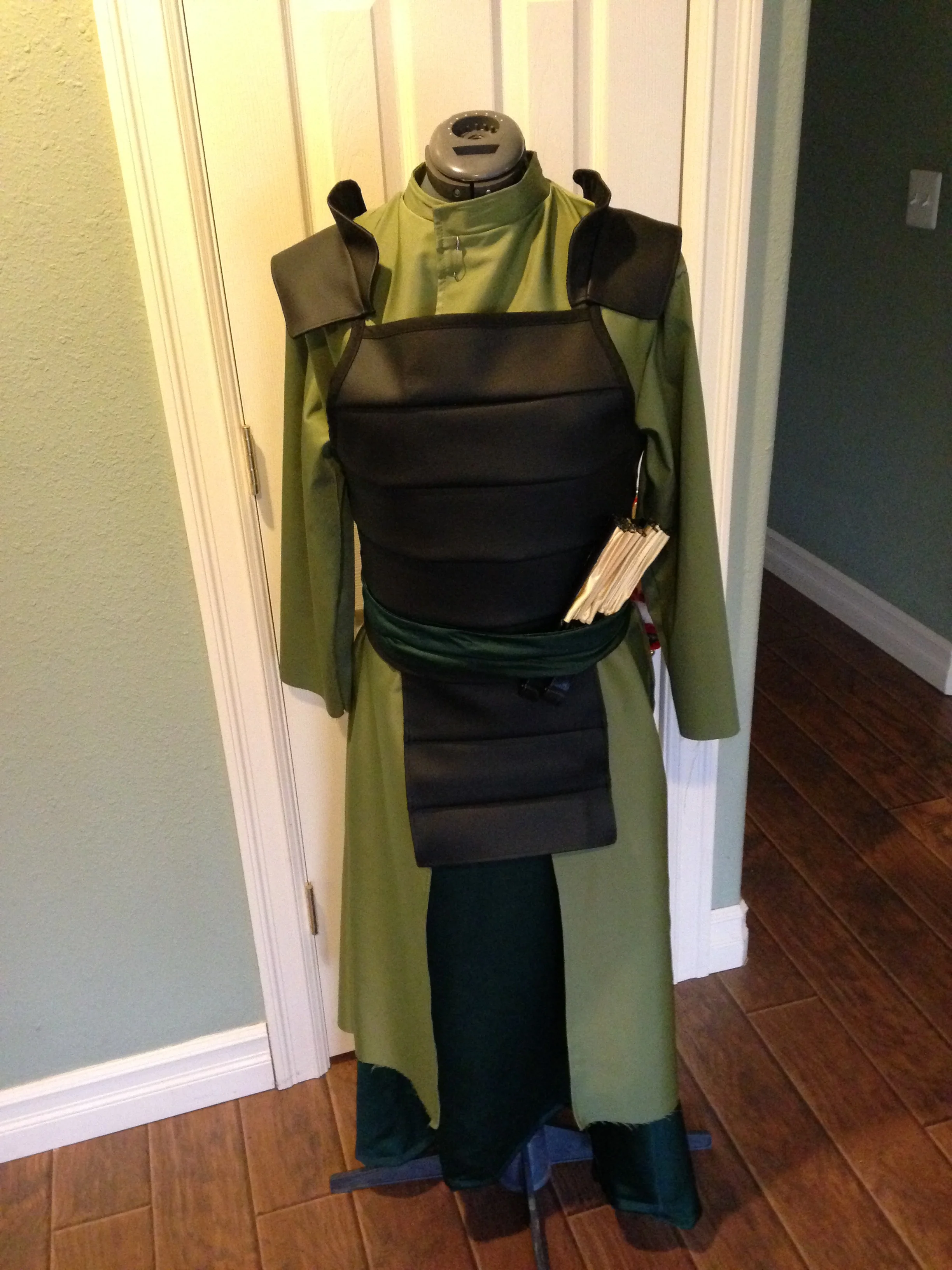 It's still missing the side flaps in this photo, but it actually looks like a Kyoshi warrior, HUZZAH!