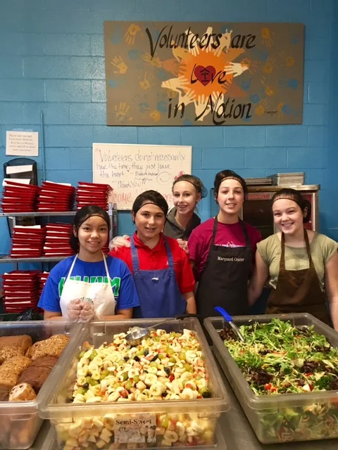 I was privileged to chaperone these 8th graders at the soup kitchen with Deacon Cal and 2other St. Al'sparishioners. I was very impressed how well the children worked together, their good behavior, and their wiliness to work hard to serve those in need. They represented St. Al's very well and I'm proud of them. Saint Alphonsus Liguori School 8th Graders have been helping for the last few weeks at the soup kitchen in Chicago. These 8th Graders helped Deacon Cal and other parishioners serve food to the hungry. All were impressed with how well our students work together and their willingness to work hard to serve those in need. Thank you for representing Saint Alphonsus Liguori School so well! #stalchargers #catholicschool #chargeon