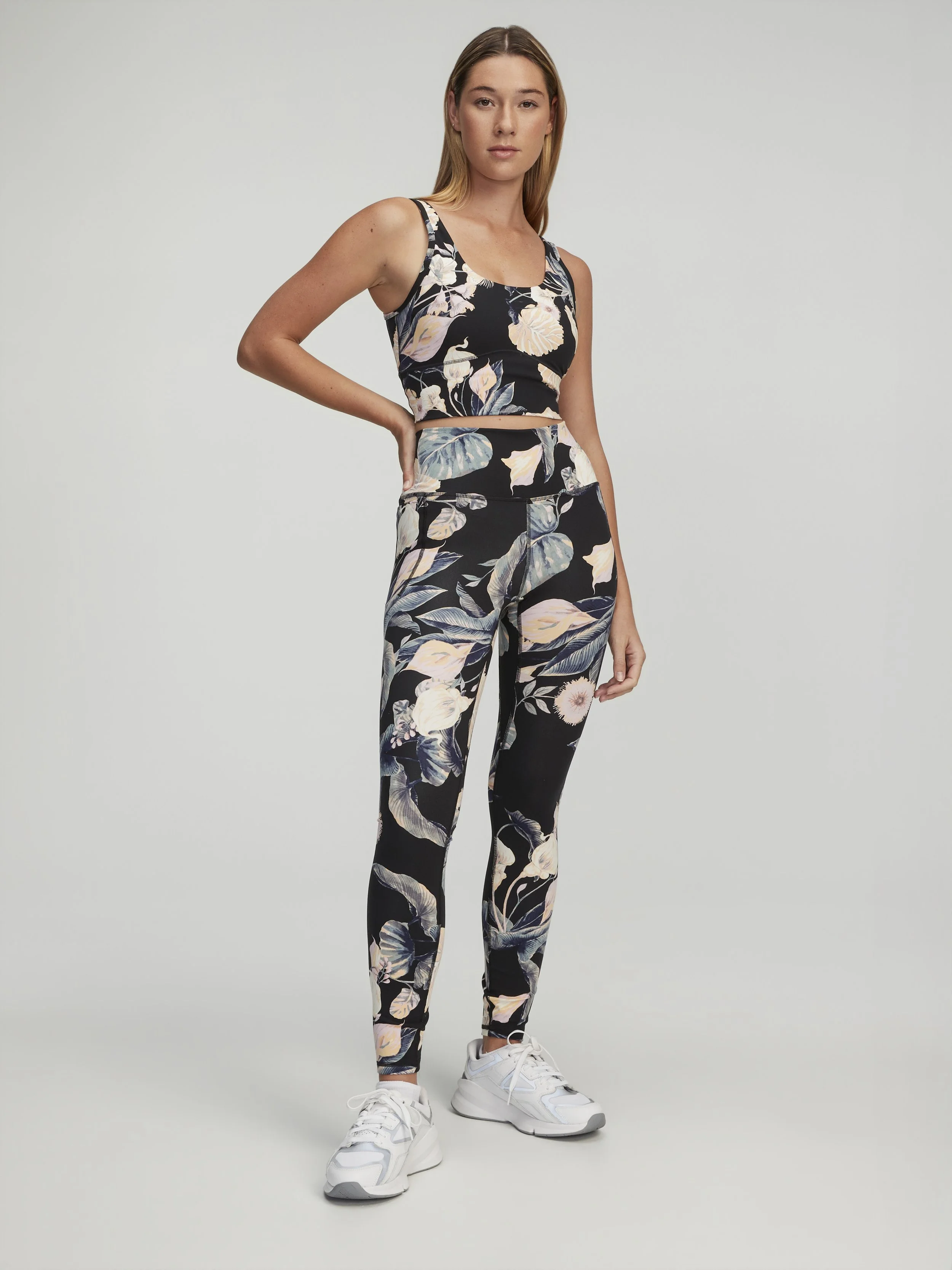 UNDER ARMOURV5-1380983-001_FSF_0700.jpg