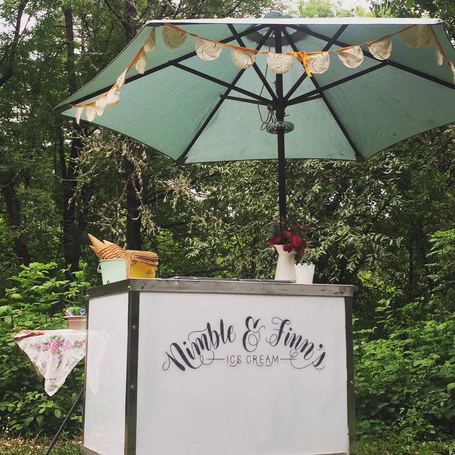 ice cream catering cart with umbrella.jpg