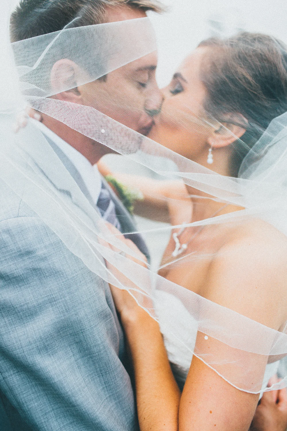 0919_rachaelchris_edgecomb_maine_wedding_030.jpg