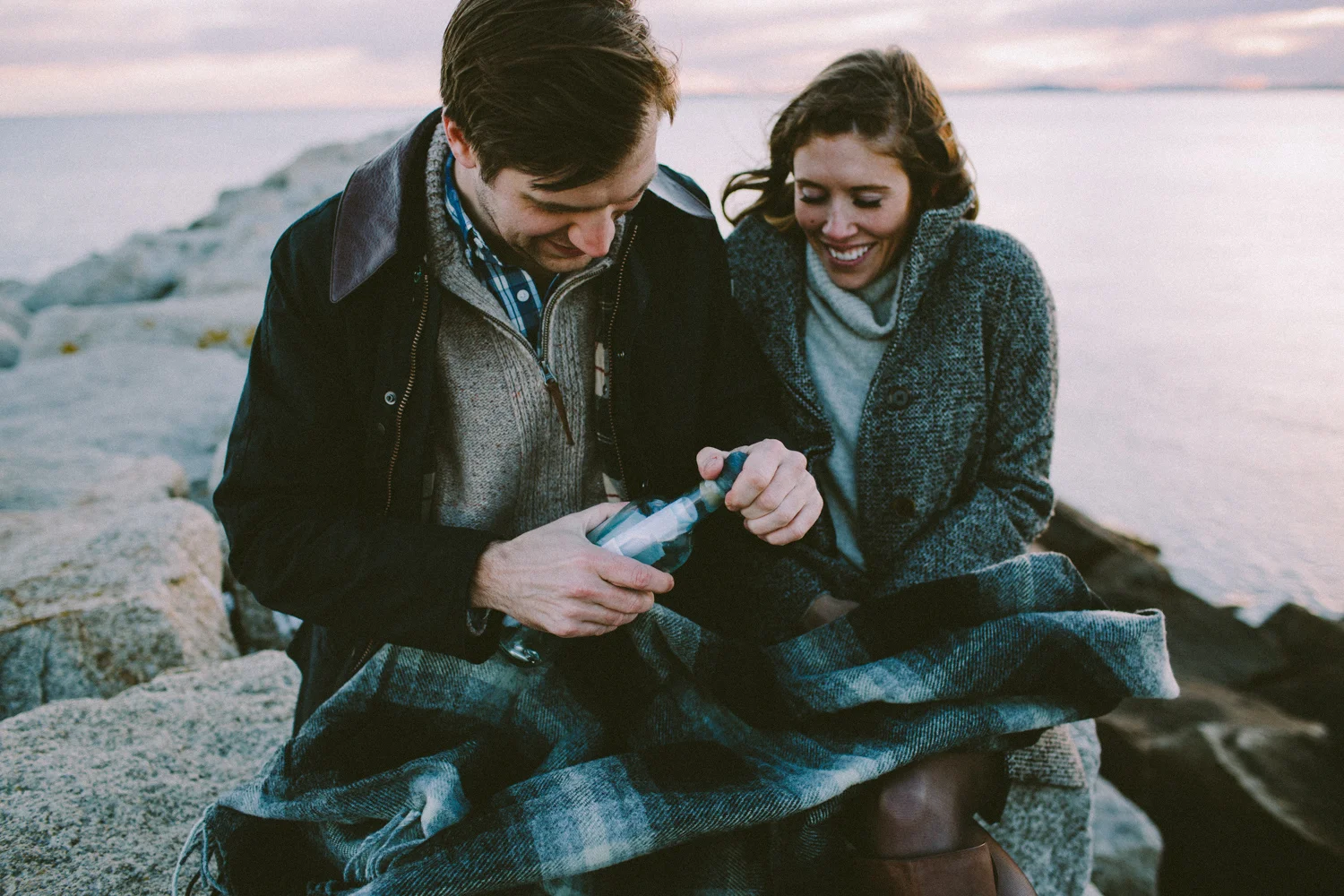 kennebunkport_maine_engagement_session-1-11.jpg