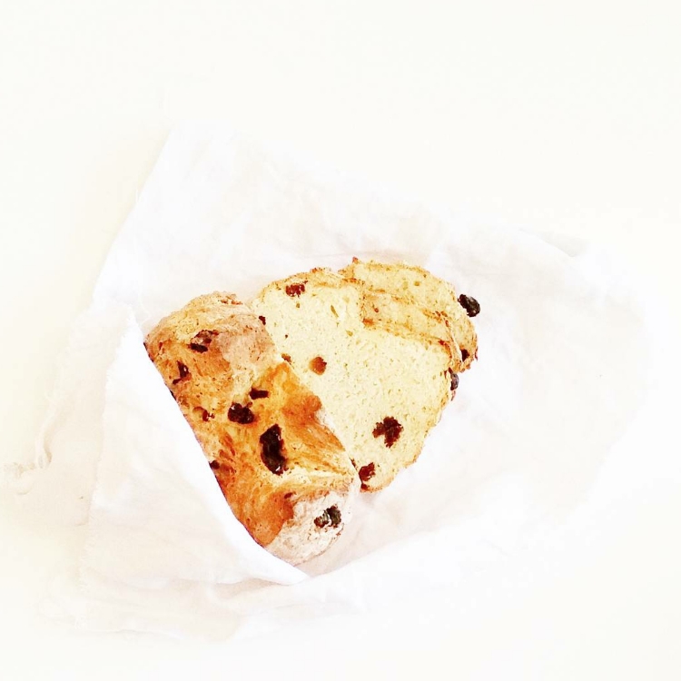 Raisin Bread.