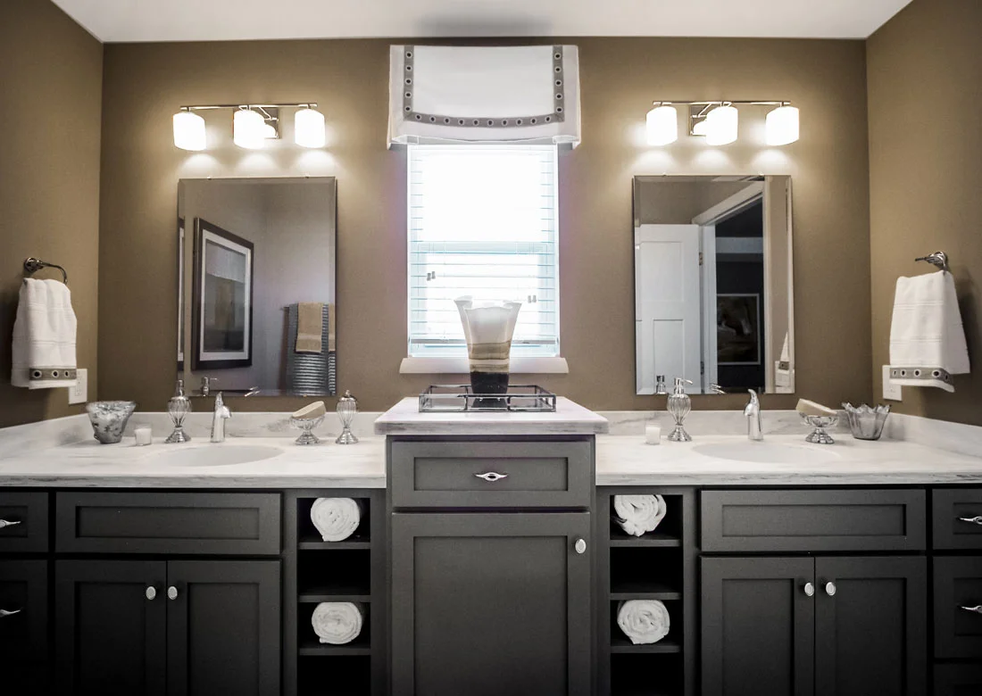 c5a9fcca5811d581ee800ced6899a8c6-ownerbathroom.jpg