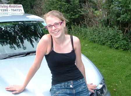 Natalia Harrison by car 2.jpg