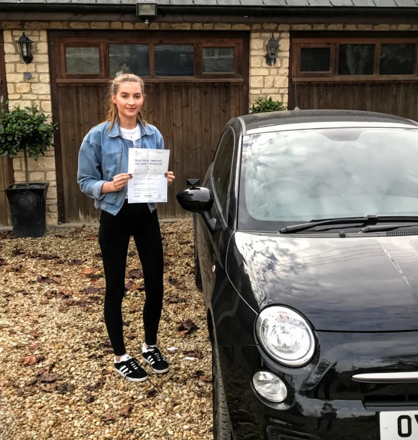 Congratulations to Olivia Grant who passed 1st time on 4th November 2016 . Driving Ambition's 953rd 1st time pass. 1,510 total passes !
