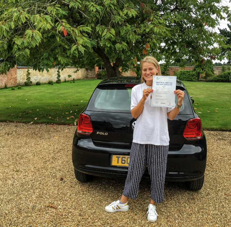Congratulations to Ellie Clark who passed 1st time on 31st August 2016. Driving Ambition's 1,495th pass