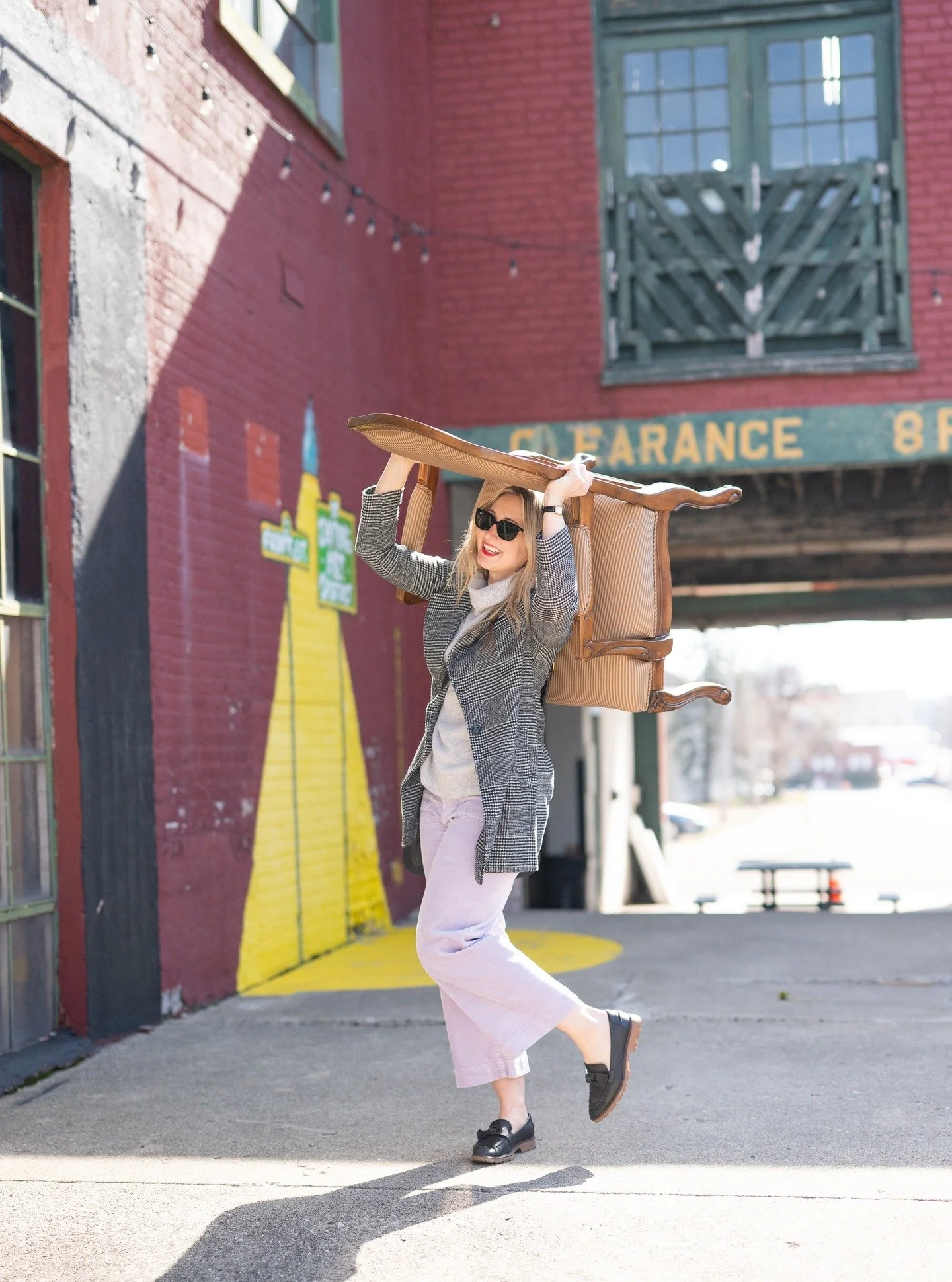 When they ask if I know of any places to find cool furniture to reupholster...
.
.
.
Why yes I do -- in my on-site studio storage collection ;) Welcome to the behind the scenes of my treasure hunting hustle. Finding fabulous furniture for all your fa