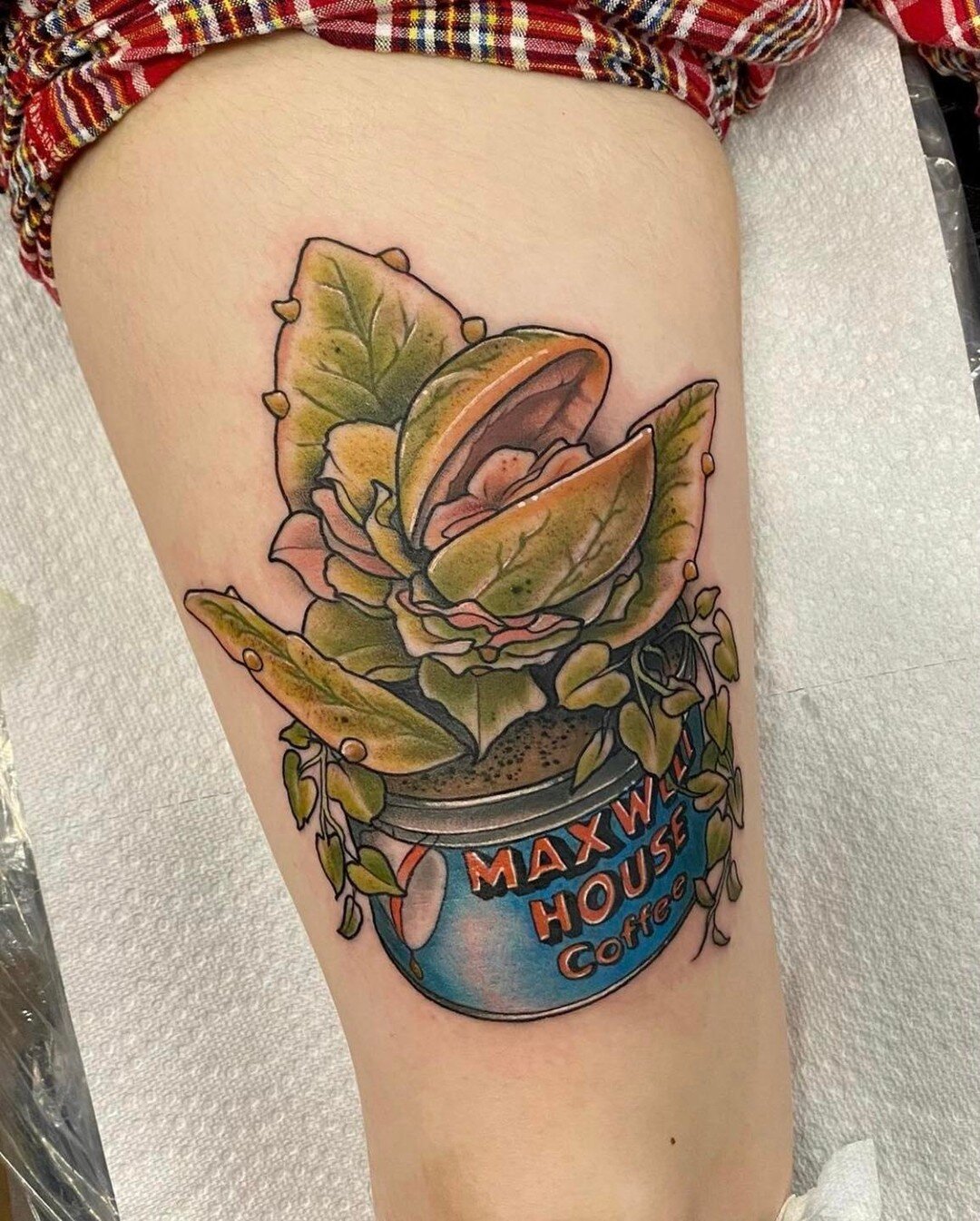 Little Shop of Horrors Tattoo any ideas for a companion piece on other  leg Artist Rachel Valentino Tallahassee FL  rlittleshopofhorrors