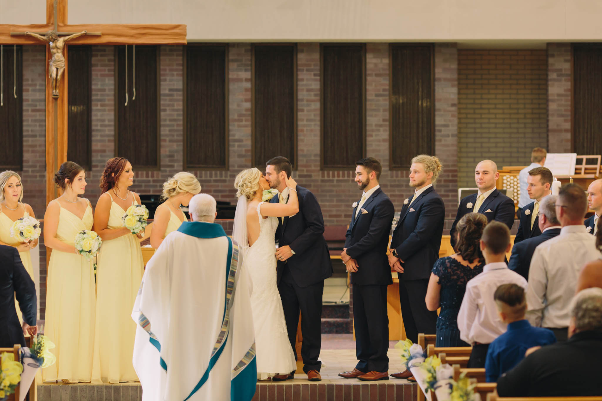 Jillian VanZytveld Photography - Grand Rapids Lifestyle Wedding Photography - 084.jpg