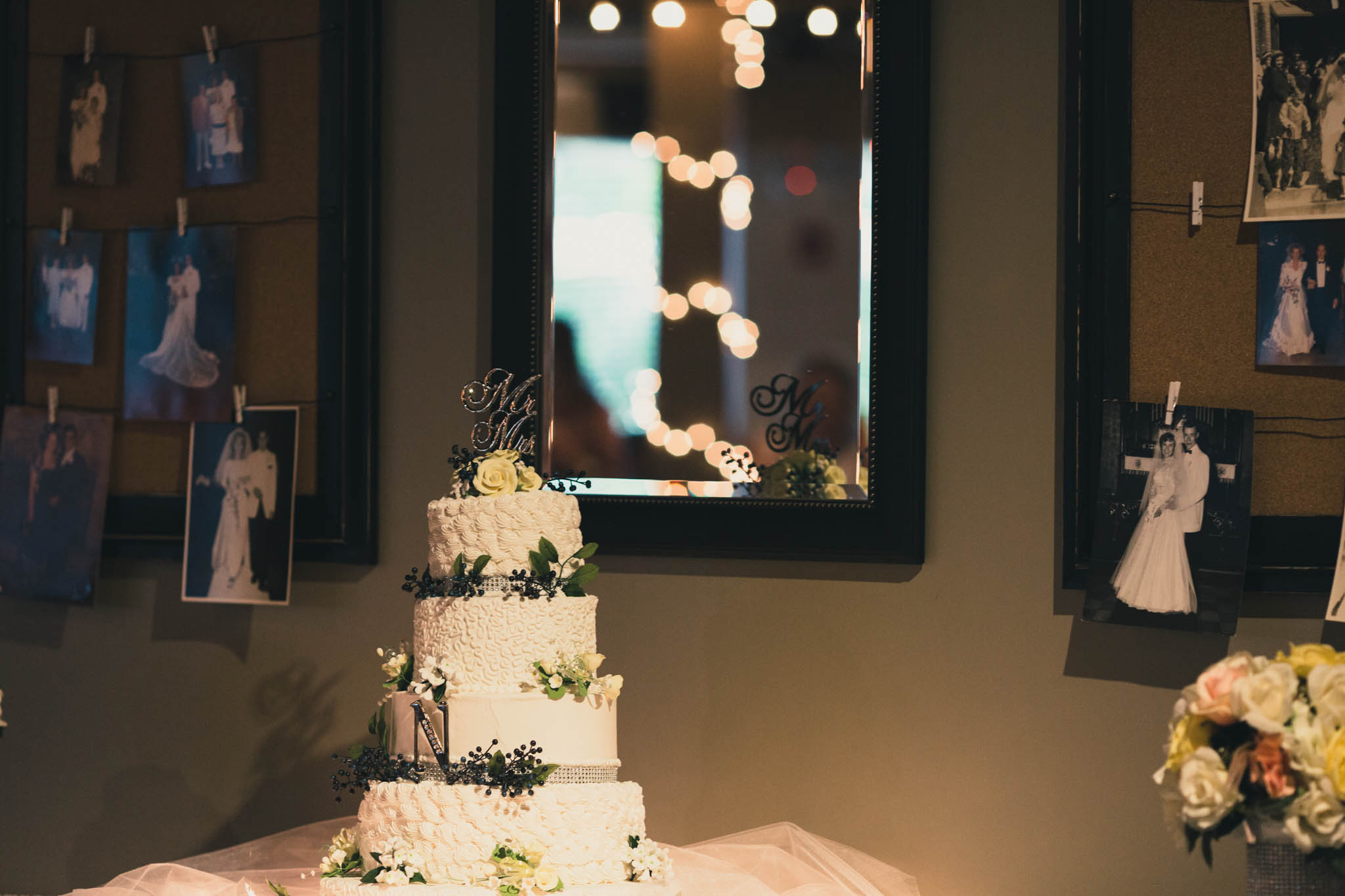 Jillian VanZytveld Photography - Grand Rapids Lifestyle Wedding Photography - 152.jpg