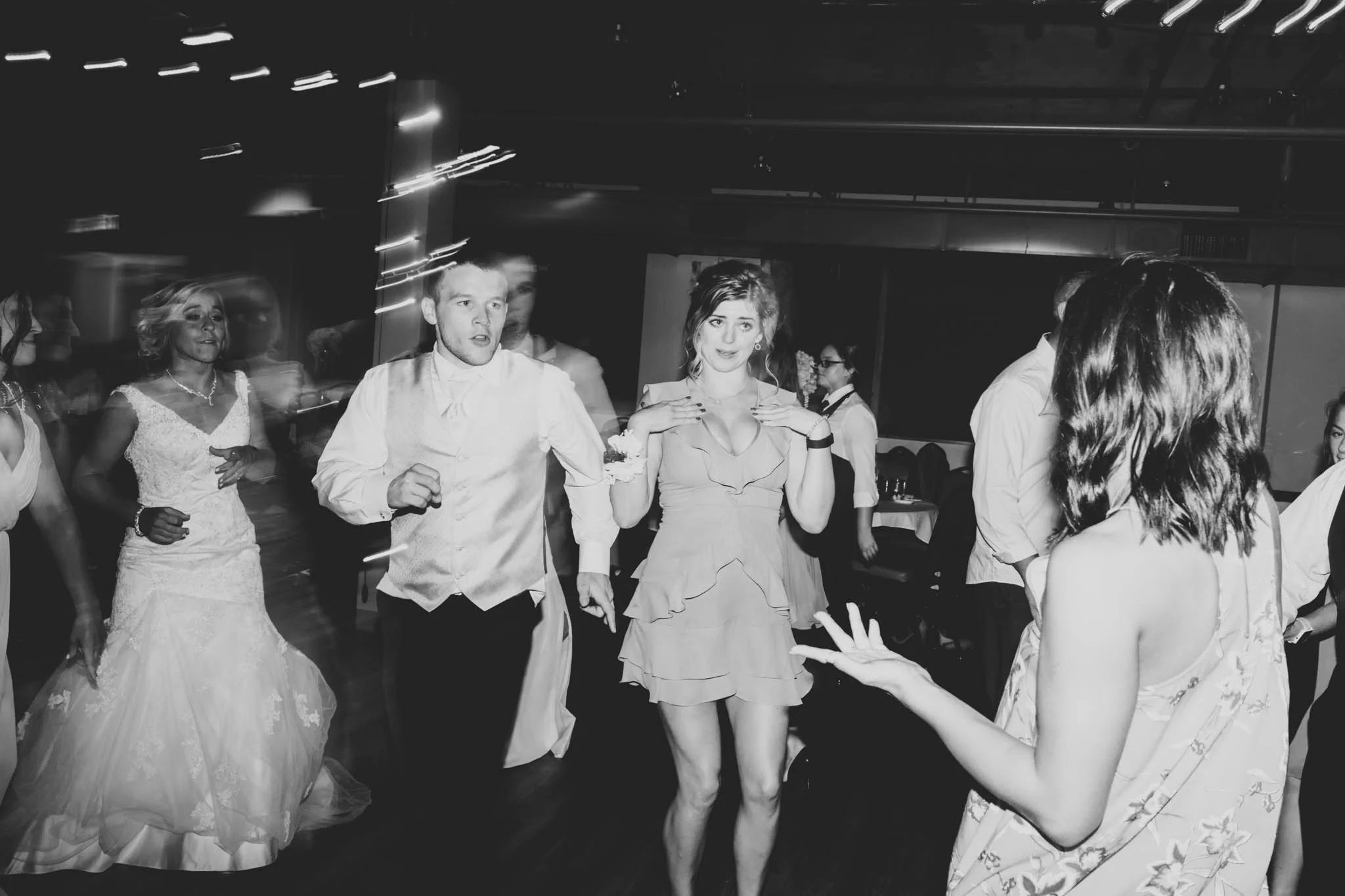 Jillian VanZytveld Photography - Grand Rapids Lifestyle Wedding Photography - 271.jpg