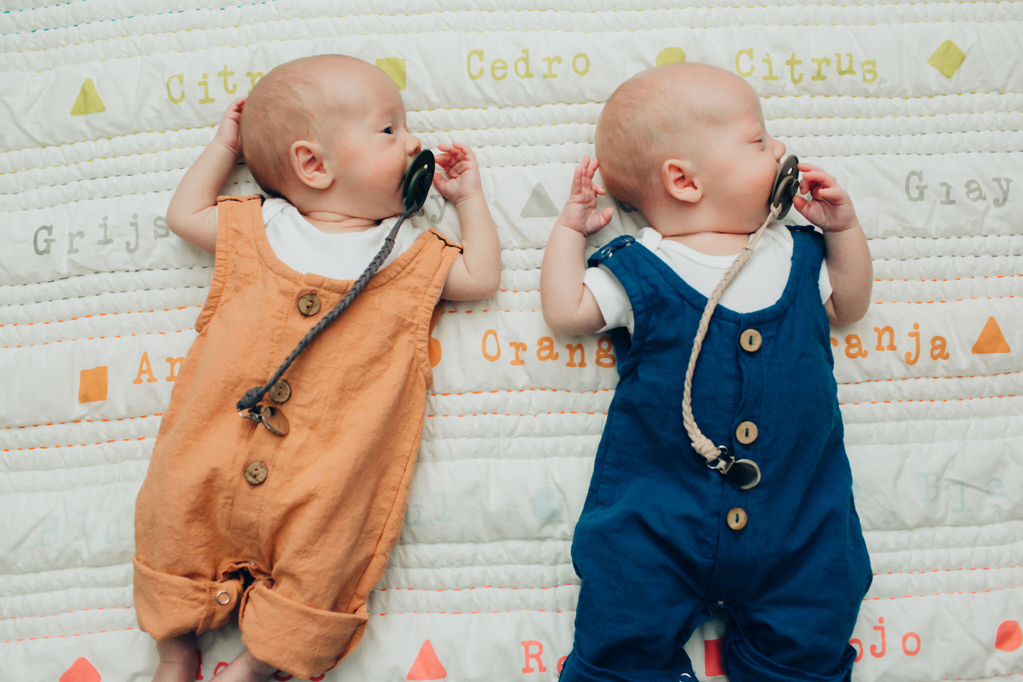 2019-Jillian VanZytveld Photography-Lifestyle-Newborn-Twins-16.jpg