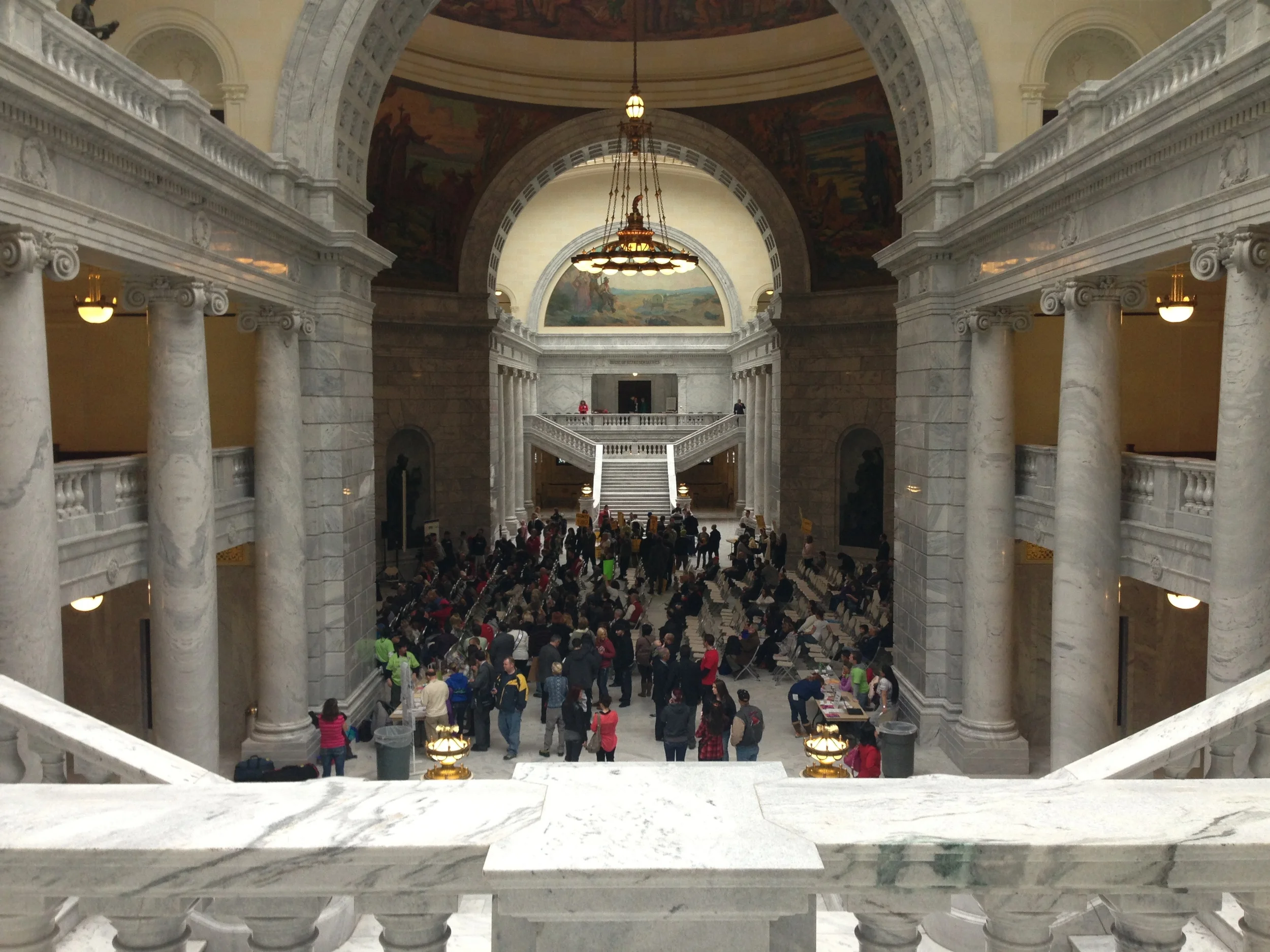 Bill would require pollsters to disclose who is paying for survey